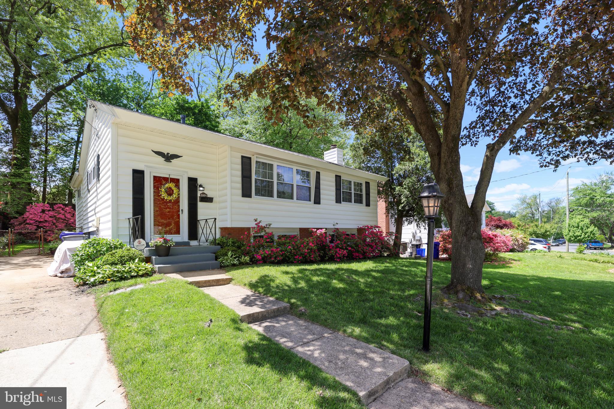 2604 Cory Terrace Silver Spring, MD 20902 - Photo 3 of 39 Welcome Home!