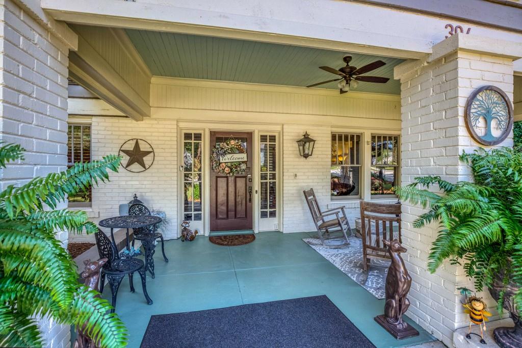 304 Edwards Street Monroe, GA 30655 - Photo 3 of 64