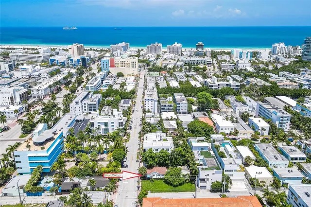 a picture of city view