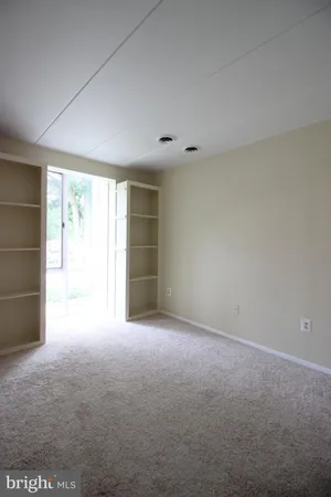 $1,795 | 2624 Wagon Drive, Unit 3C, Alexandria, VA 22303