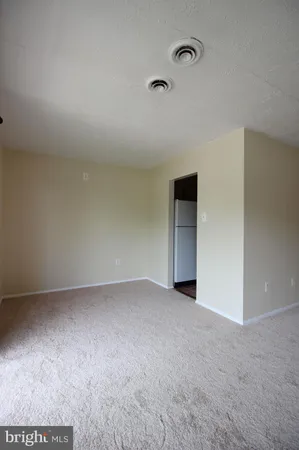 $1,795 | 2624 Wagon Drive, Unit 3C, Alexandria, VA 22303