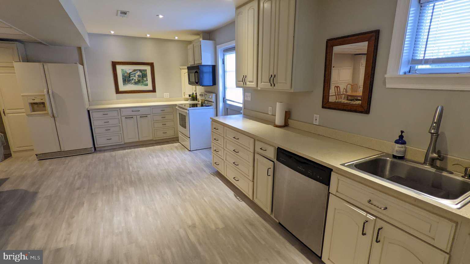 2735 Pinecrest Drive Riva, MD 21140 - Photo 17 of 20 Gallery Image 17