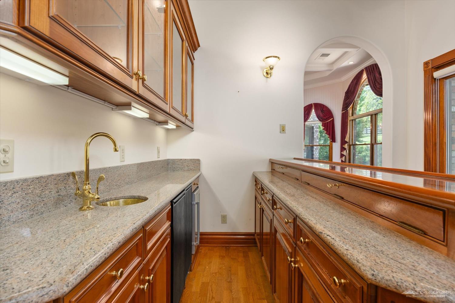 28641 Valley Oak Road Keene, CA 93531 - Photo 26 of 84 Gallery Image 26