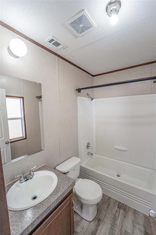 605 South Butte Street Breckenridge, TX 76424 - Photo 13 of 26 a bathroom with a sink and a mirror