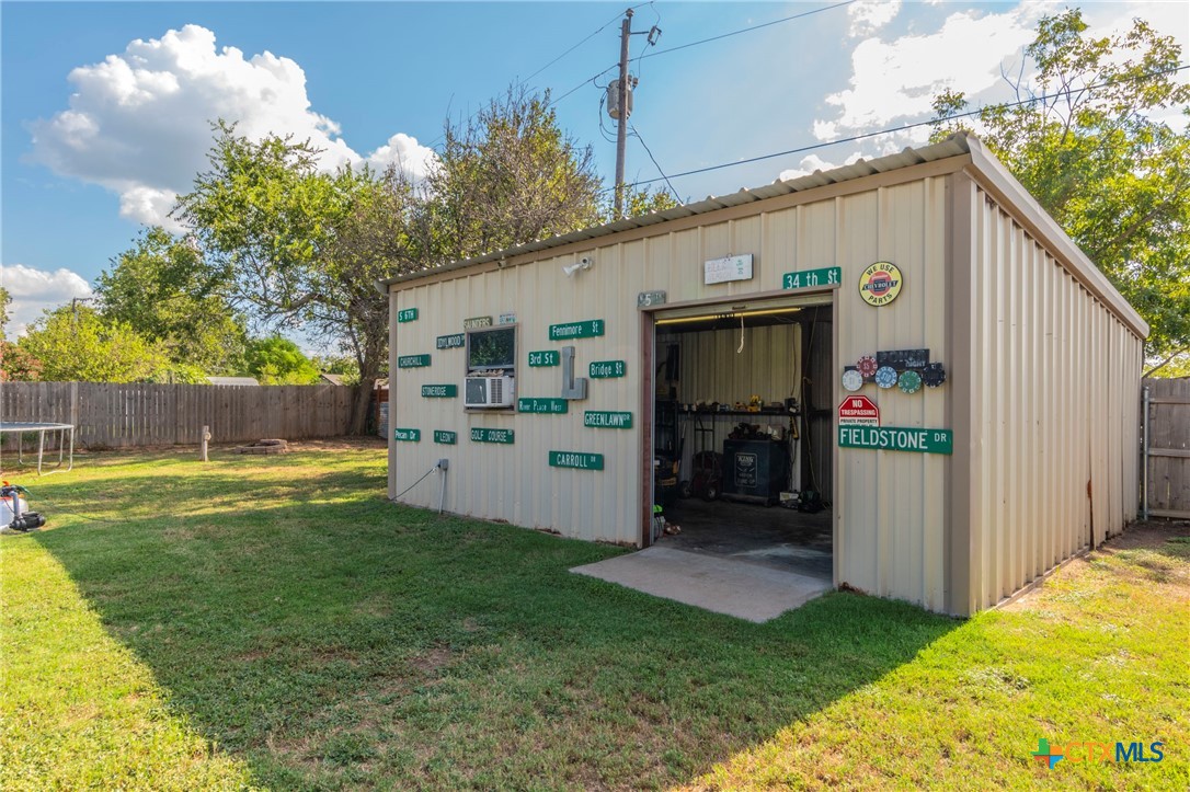 508 Straws Mill Road Gatesville, TX 76528 - Photo 25 of 26 Outbuilding/workshop with garage door access