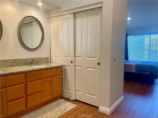 $4,495 | 98 Almador, Irvine, CA 92614