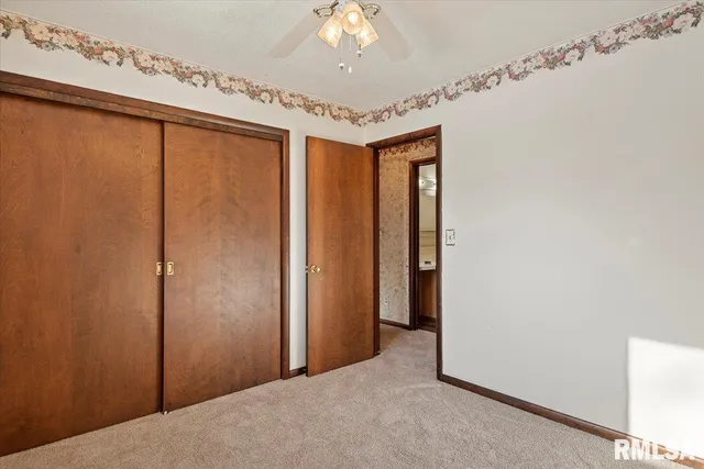 $199,900 | 2540 Delaware Drive, Springfield, IL 62702