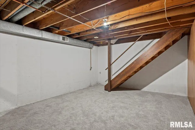 $199,900 | 2540 Delaware Drive, Springfield, IL 62702