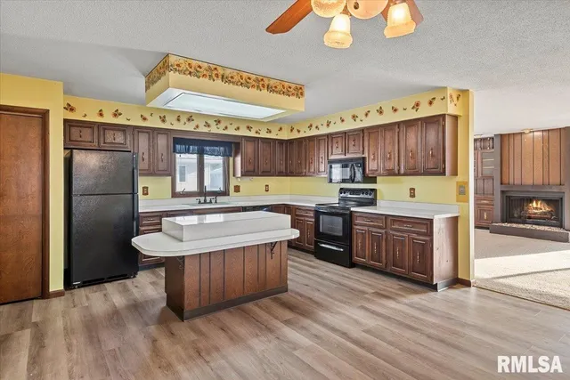 $199,900 | 2540 Delaware Drive, Springfield, IL 62702