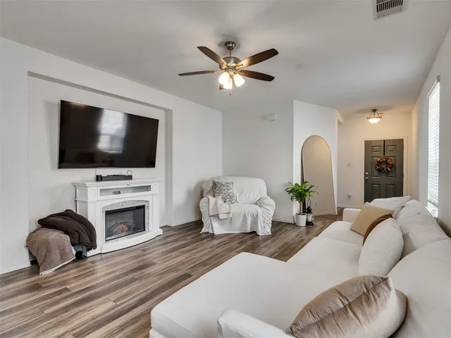 $2,600 | 29859 Woodsons Edge Way, Spring, TX 77386