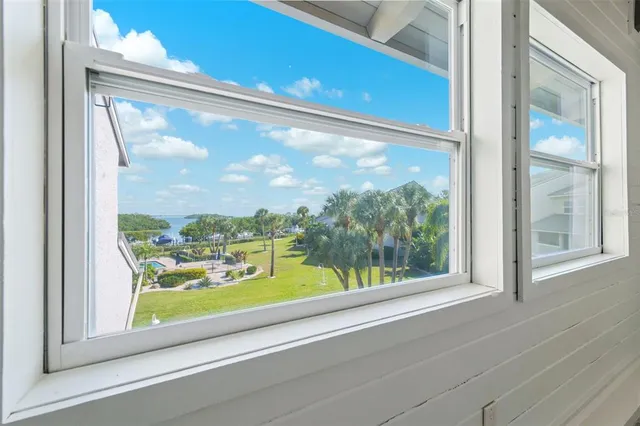 $739,000 | 1355 Pinellas Bayway South, Unit 16, Tierra Verde, FL 33715