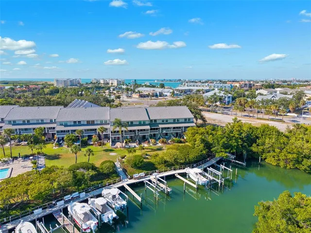 $749,000 | 1355 Pinellas Bayway South, Unit 16, Tierra Verde, FL 33715