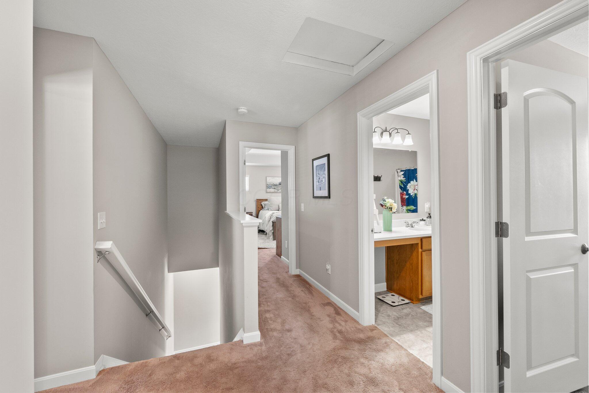 6875 Brooklyn Heights Road Westerville, OH 43081 - Photo 24 of 47 Upstairs Hallway