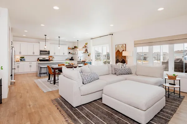 $579,900 | 5488 11th Street West, West Fargo, ND 58078