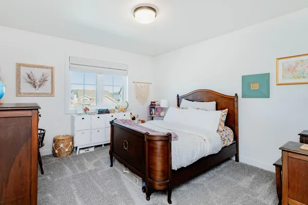 $579,900 | 5488 11th Street West, West Fargo, ND 58078