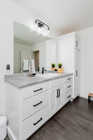 $579,900 | 5488 11th Street West, West Fargo, ND 58078