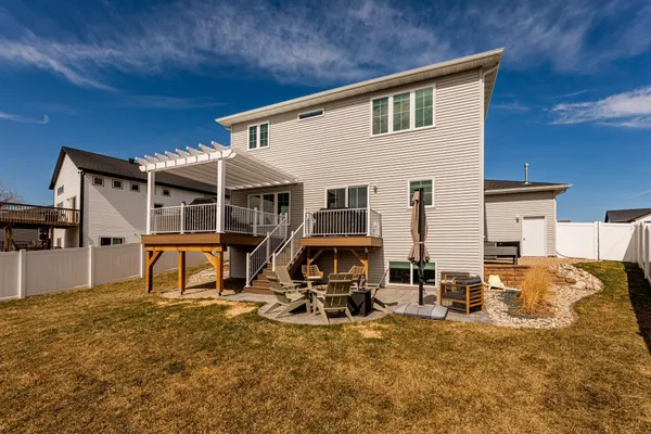$579,900 | 5488 11th Street West, West Fargo, ND 58078