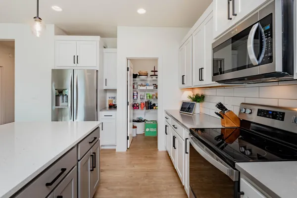 $579,900 | 5488 11th Street West, West Fargo, ND 58078