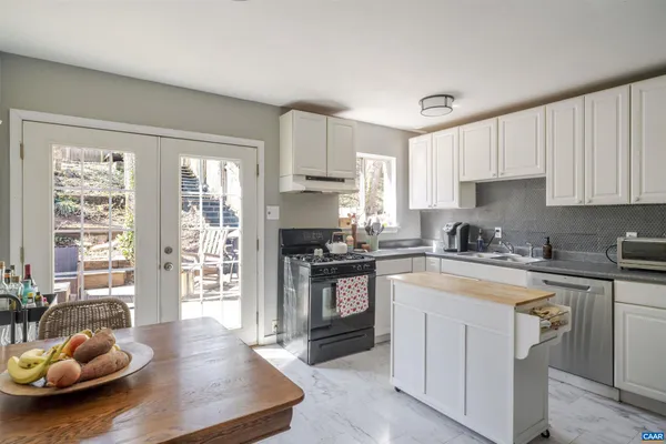 $315,000 | 409 Valley Rd Extension, Unit A, Charlottesville, VA 22903