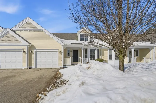 $569,900 | 2 Strawberry Lane, Unit C, Hudson, MA 01749