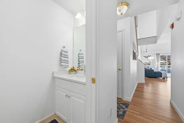 $569,900 | 2 Strawberry Lane, Unit C, Hudson, MA 01749