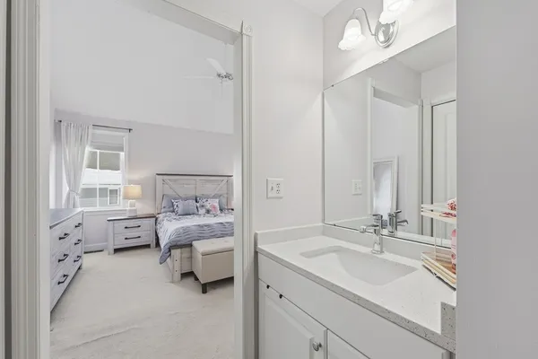 $569,900 | 2 Strawberry Lane, Unit C, Hudson, MA 01749