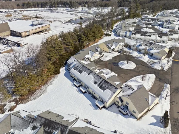 $569,900 | 2 Strawberry Lane, Unit C, Hudson, MA 01749