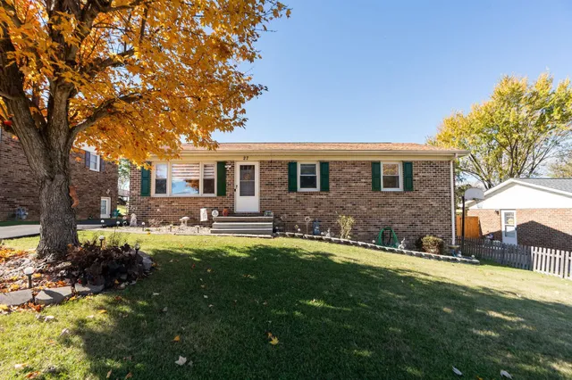 $345,000 | 27 Bingham Street, Verona, VA 24482