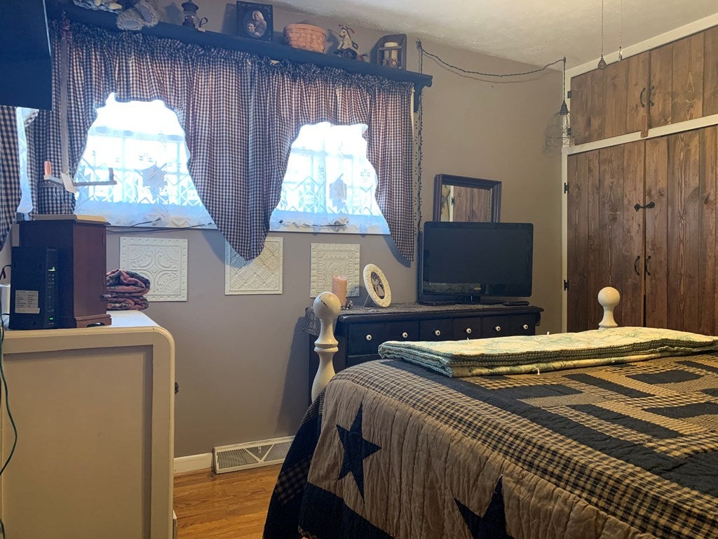 8114 Philpott Road South Boston, VA 24592 - Photo 19 of 69 Gallery Image 19