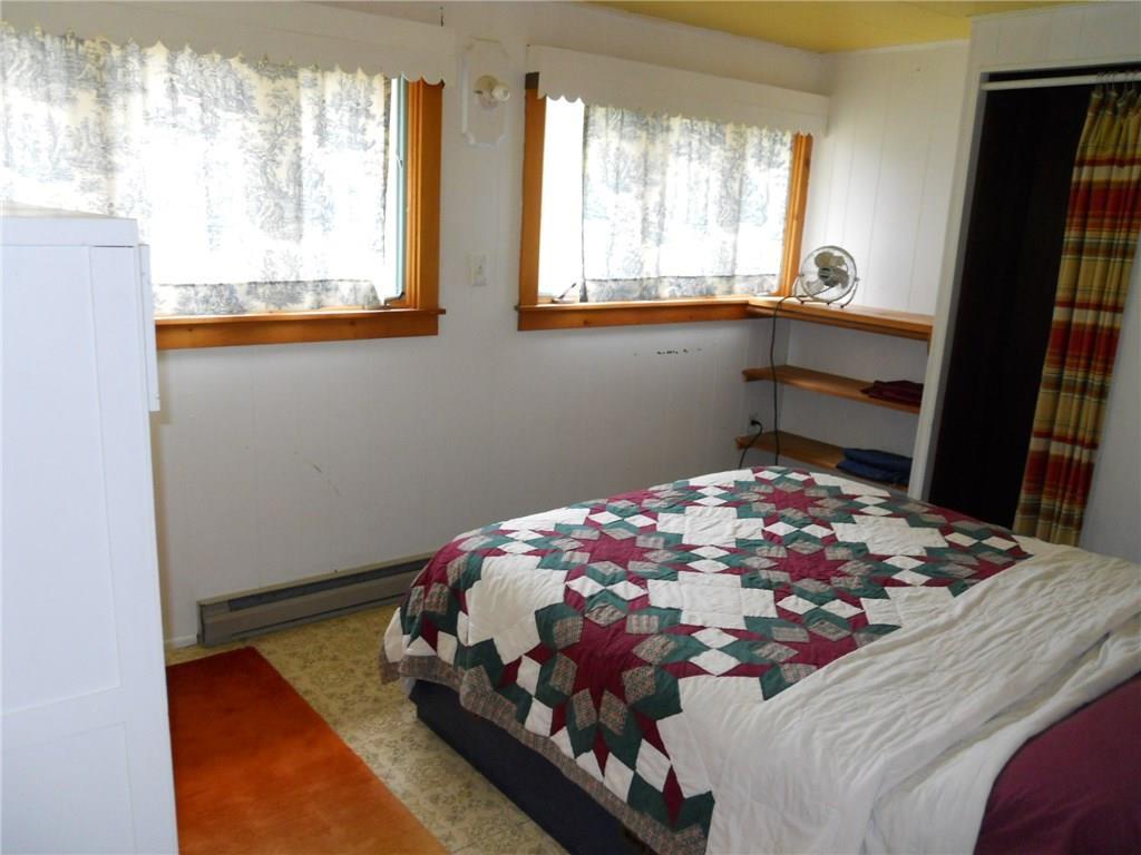 424 Pendleton Point Road Islesboro, ME 04848 - Photo 20 of 26 Guest apartment bedroom