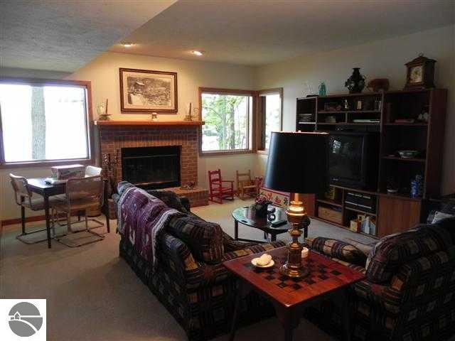 2554 Chandler Road Traverse City, MI 49696 - Photo 27 of 30 1783431-26.JPG