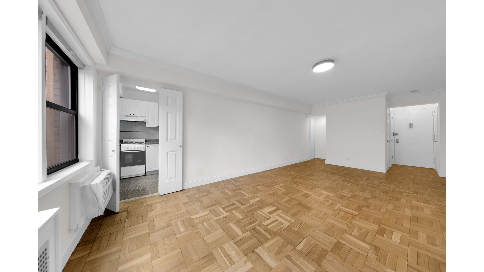 333 East 75th Street, Unit 7H Manhattan, NY 10021 - Photo 6 of 11