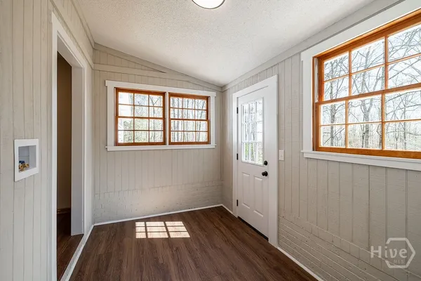 $350,000 | 4811 Highway 106, Hull, GA 30646