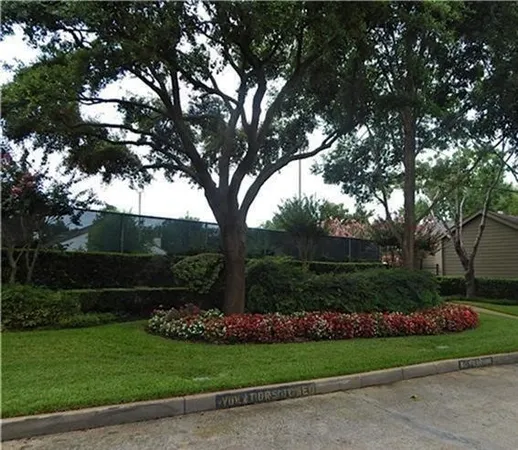 $1,250 | 10053 Westpark Drive, Unit 325, Houston, TX 77042