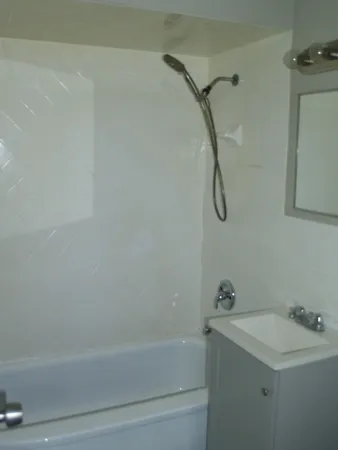 $1,795 | 17 Oak Lane, Park Forest, IL 60466