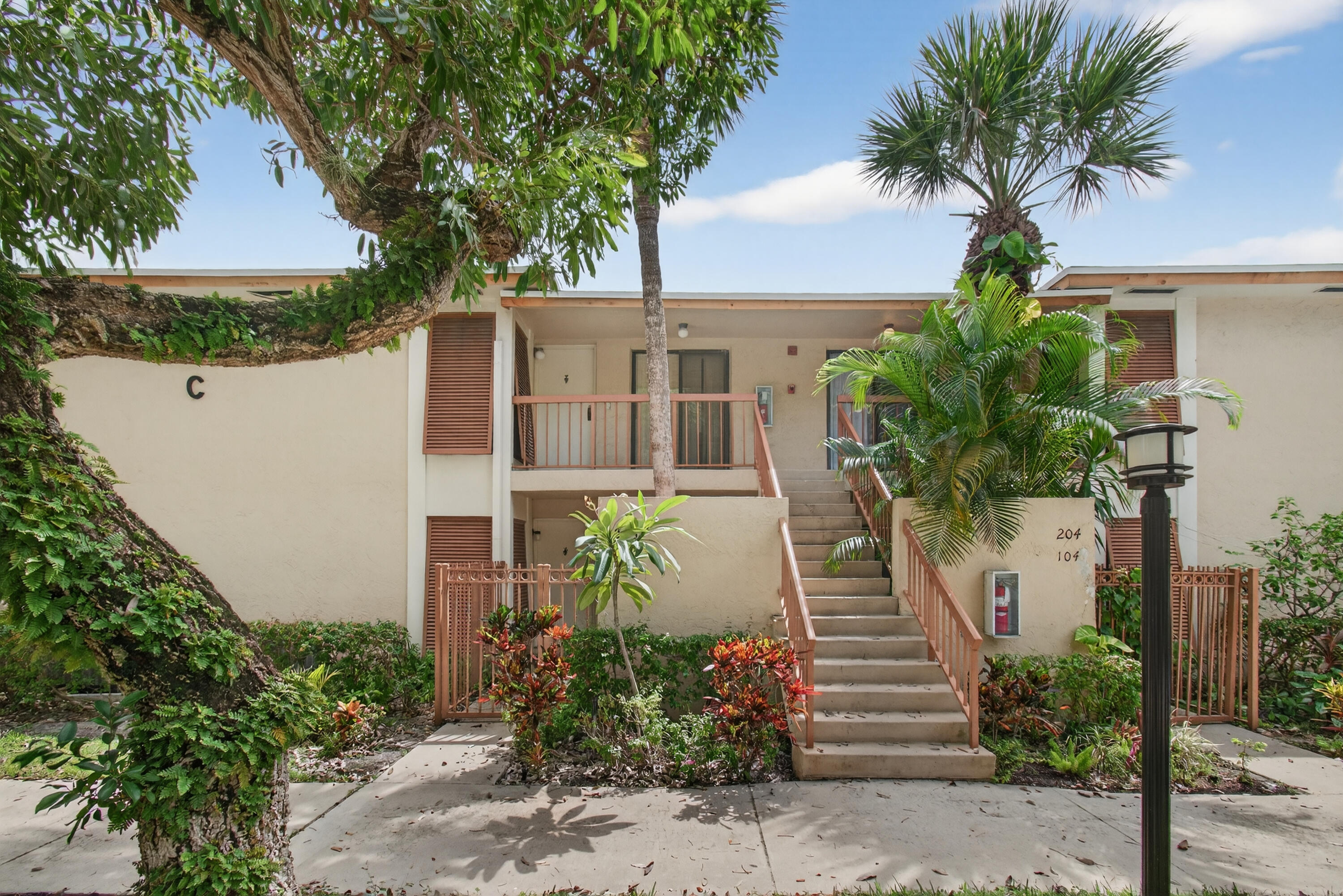 3939 Northeast 5th Avenue, Unit C203 Boca Raton, FL 33431 - Photo 1 of 30 4-print-043_DSC_8911