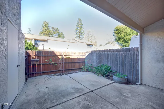 $3,400 | 1534 Eland Lane, Ventura, CA 93003