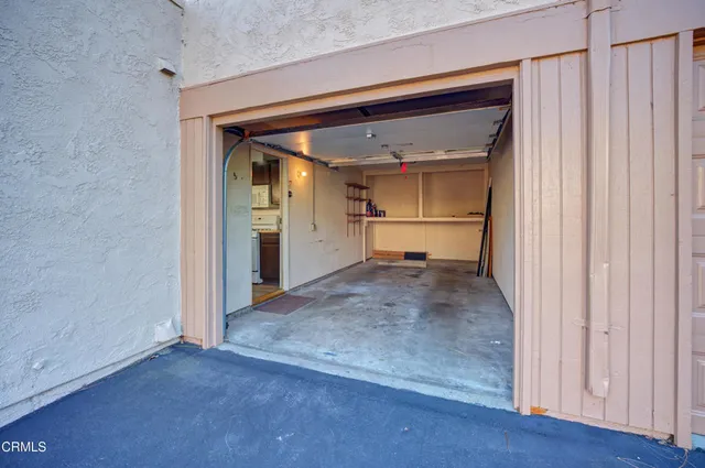 $3,400 | 1534 Eland Lane, Ventura, CA 93003