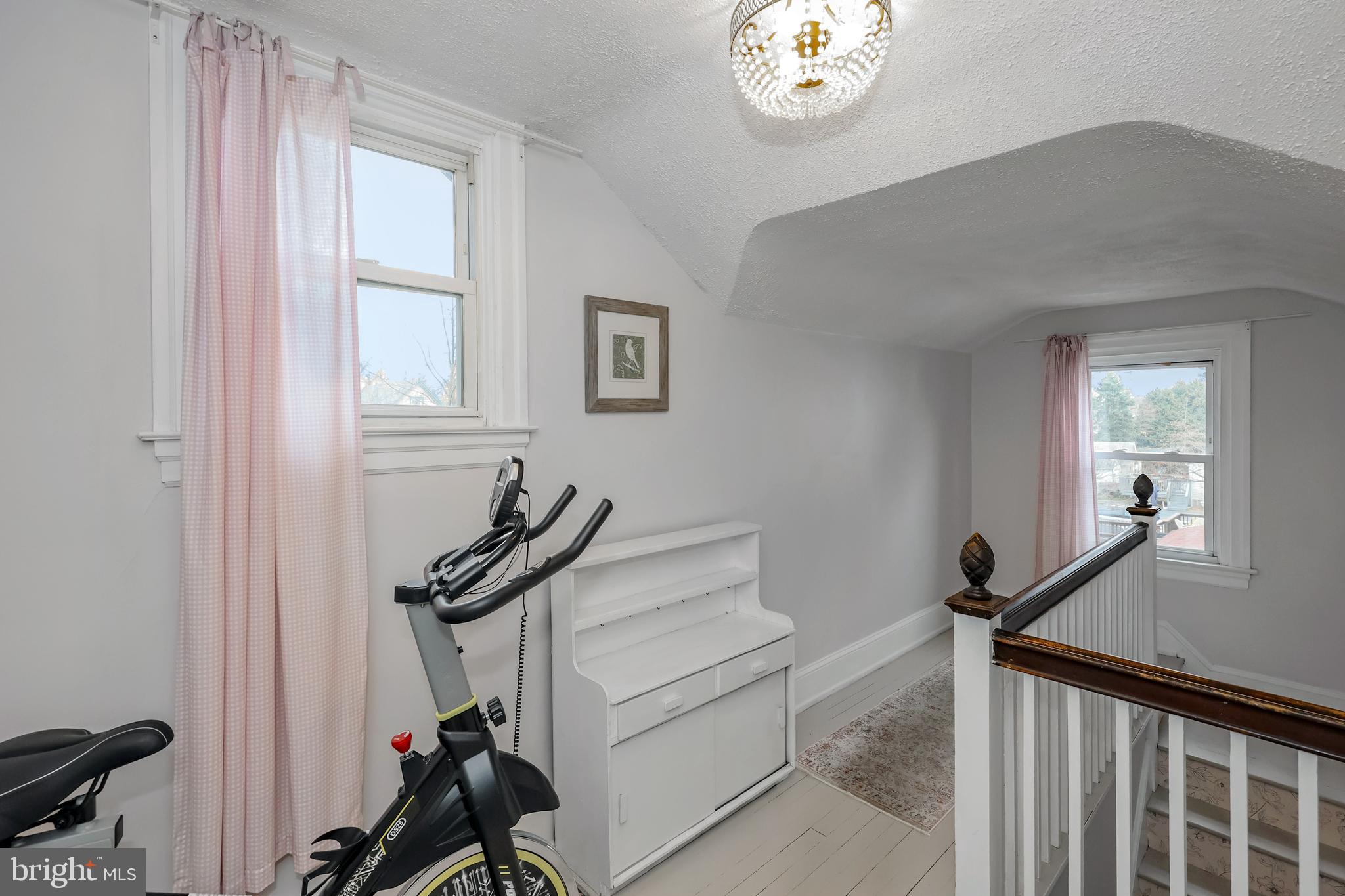 137 Strathmore Road Havertown, PA 19083 - Photo 33 of 47