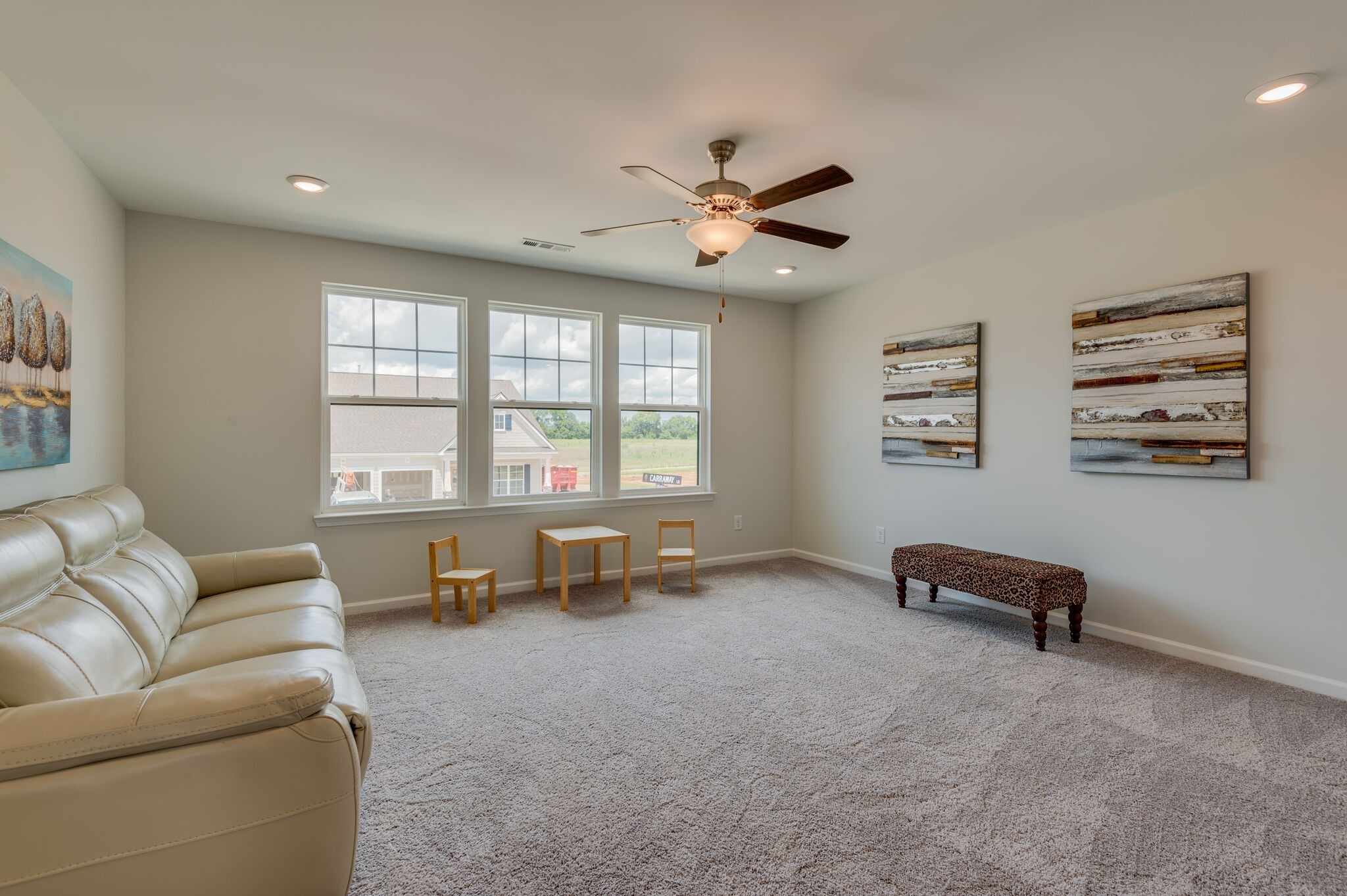 611 Castle Road Mount Juliet, TN 37122 - Photo 16 of 30 a living room with furniture and a window