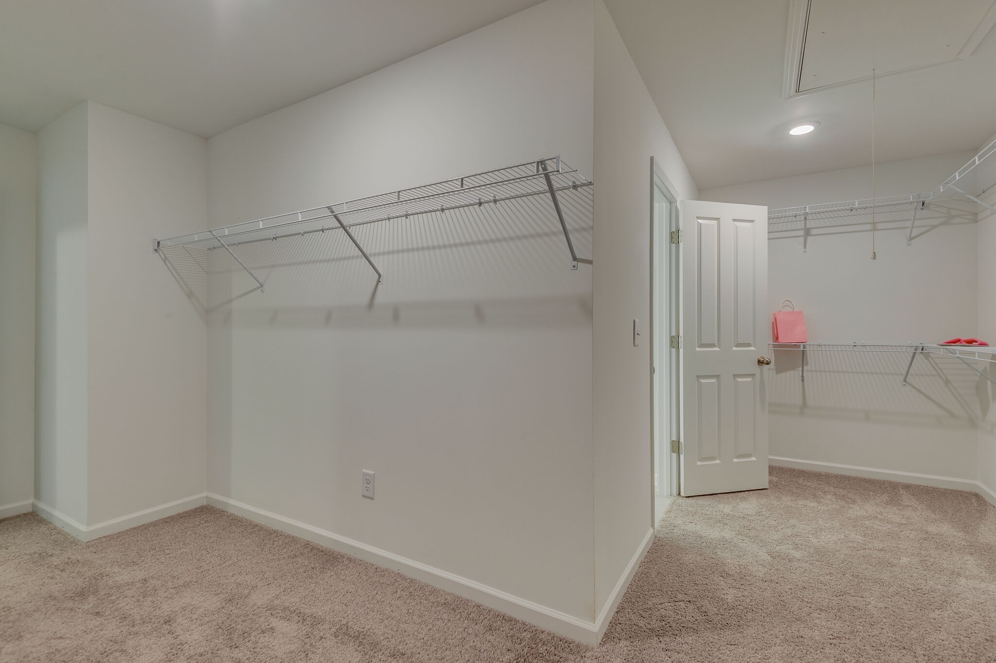 611 Castle Road Mount Juliet, TN 37122 - Photo 23 of 30 a view of small space