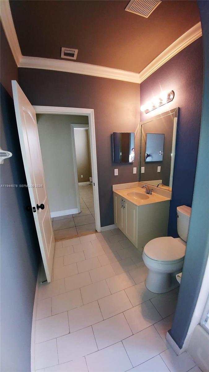 15387 Southwest 21 Lane, Unit 1 Miami, FL 33185 - Photo 23 of 51 Downstairs