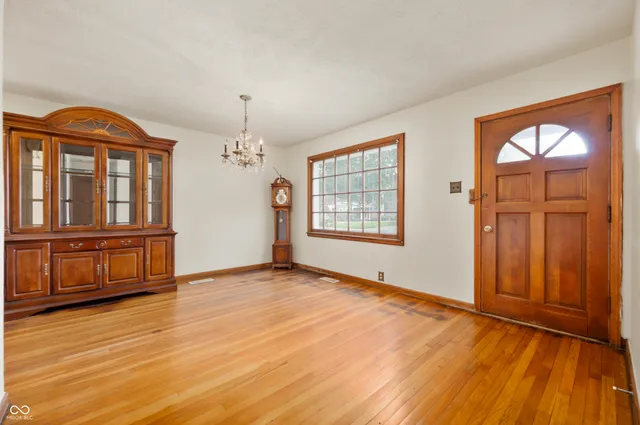 $329,900 | 1212 Woodlawn Avenue, Indianapolis, IN 46203