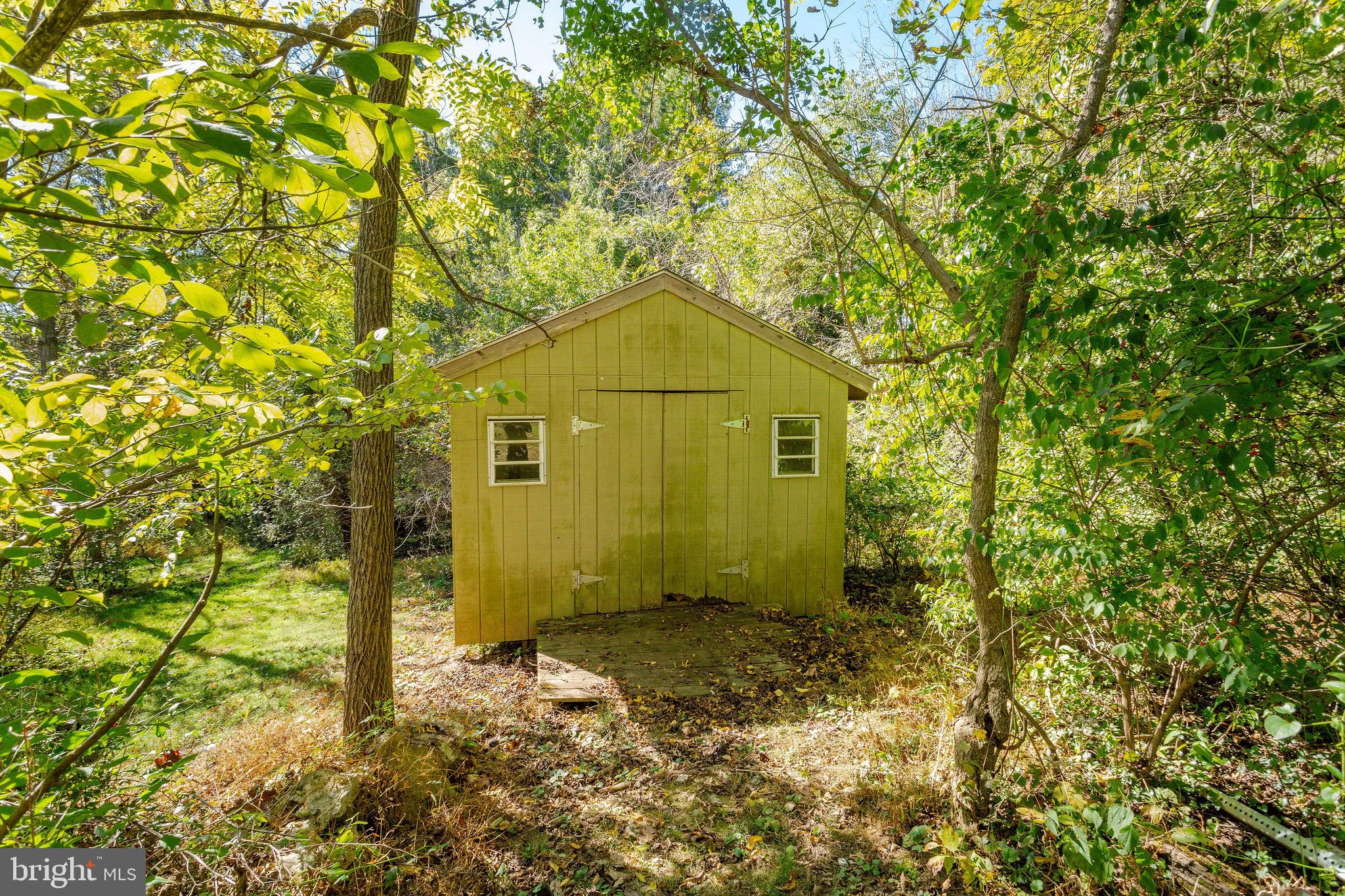 7108 Ridge Crest Drive Frederick, MD 21702 - Photo 49 of 51 Shed #2 toward Back of Property