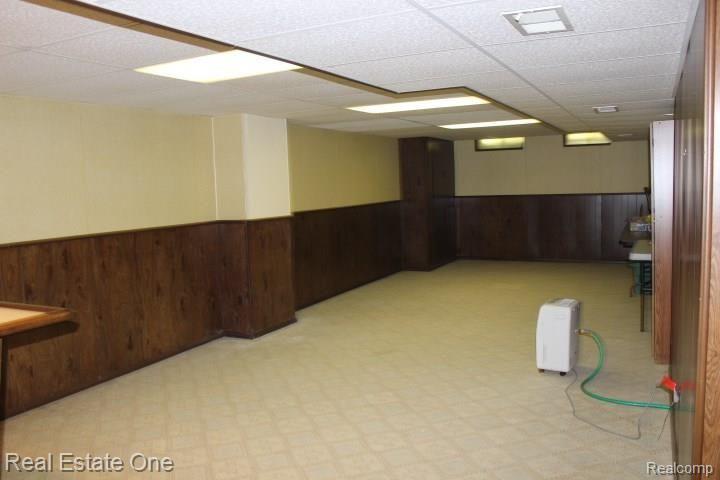 1981 Pondview Court, Unit 81 Rochester, MI 48309 - Photo 24 of 28 1981 026.jpg