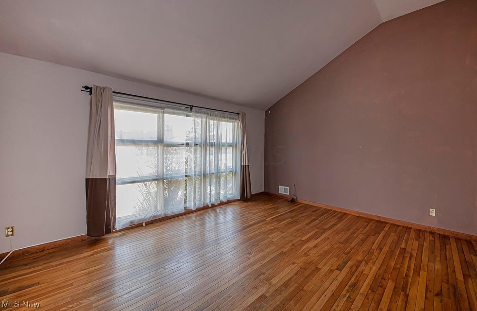 1305 Country Club Road Columbus, OH 43227 - Photo 5 of 30 Gallery Image 5