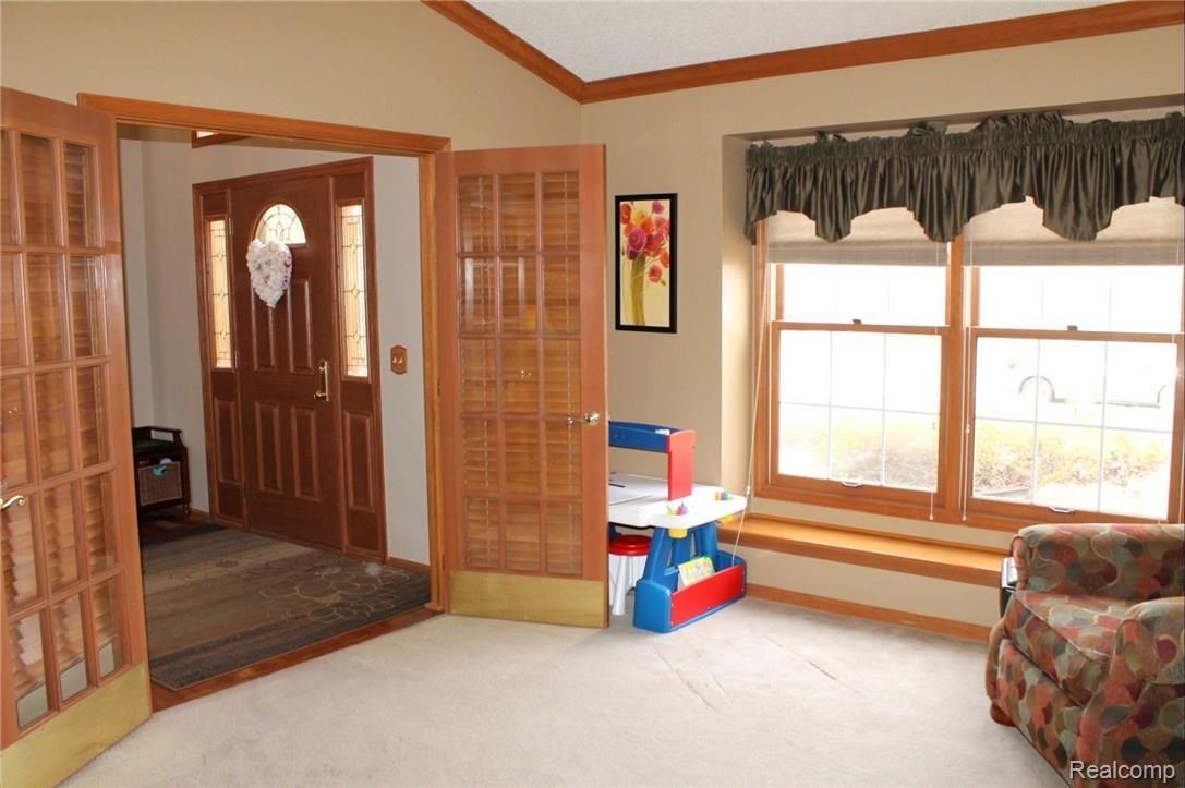 45071 Glengarry Road Canton, MI 48188 - Photo 21 of 51 IMG_0645.JPG