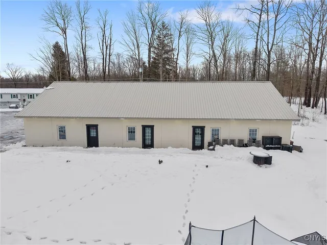 $399,900 | 253 Pendergast Road, Granby, NY 13135