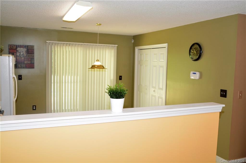 5331 Ruth Drive Charlotte, NC 28215 - Photo 12 of 29 Gallery Image 12
