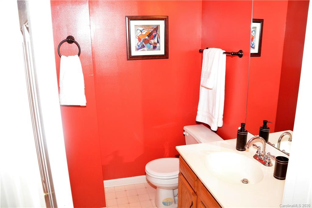 5331 Ruth Drive Charlotte, NC 28215 - Photo 19 of 29 Gallery Image 19